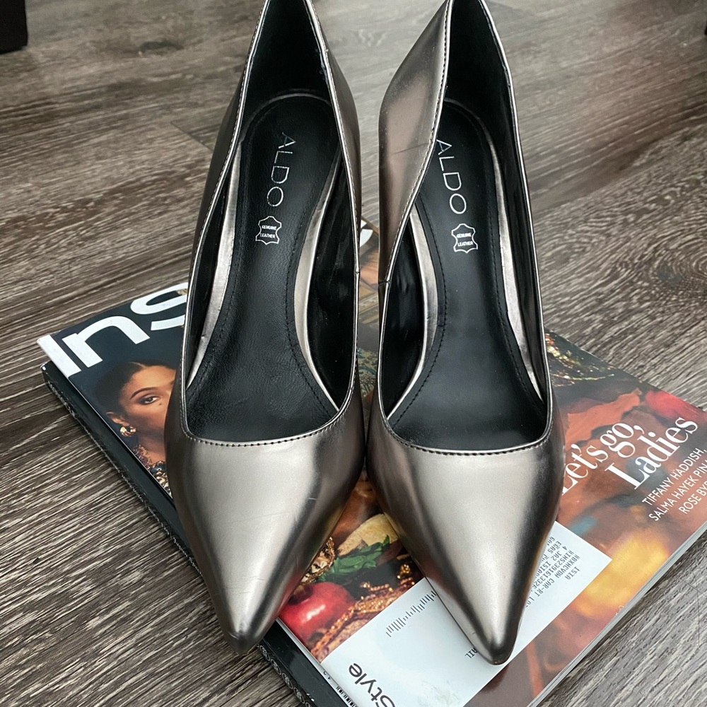 Aldo Silver Pumps